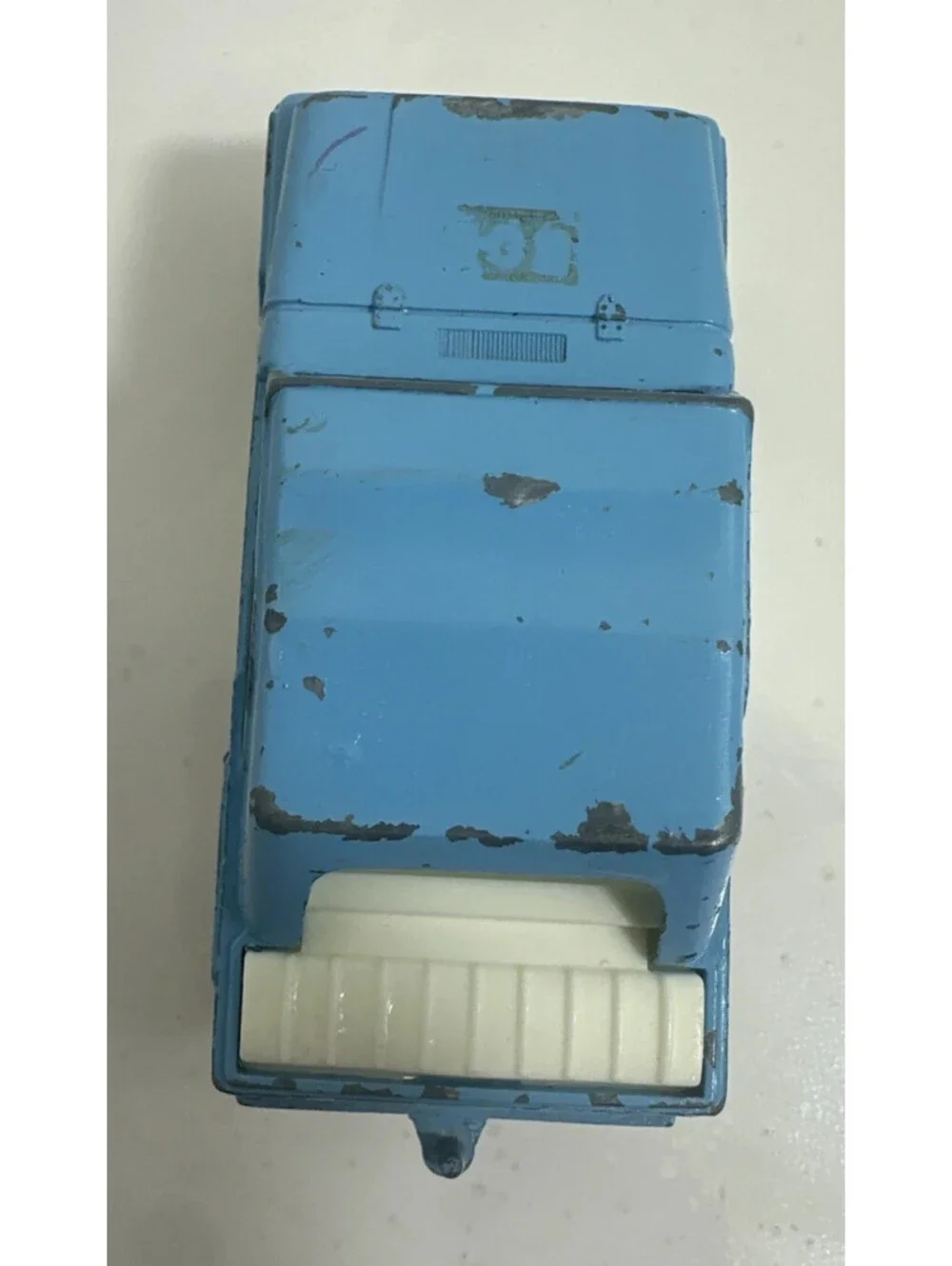Vintage 1970 Tootsietoy Jumpin Jeeper Jeepster Commando Diecast Blue USA